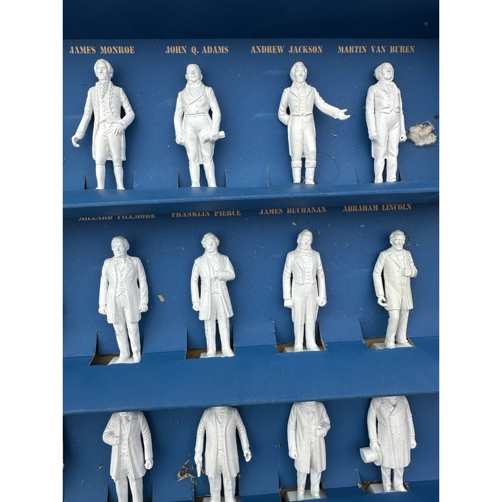 LOUIS MARX & Co. 1955 Presidents Of The United States Complete With Booklets - Picture 9 of 12